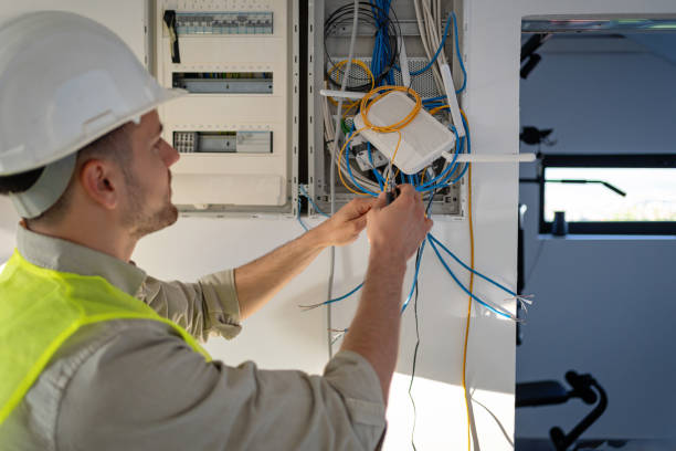 Best Local Electrician Companies  in Caledonia, WI